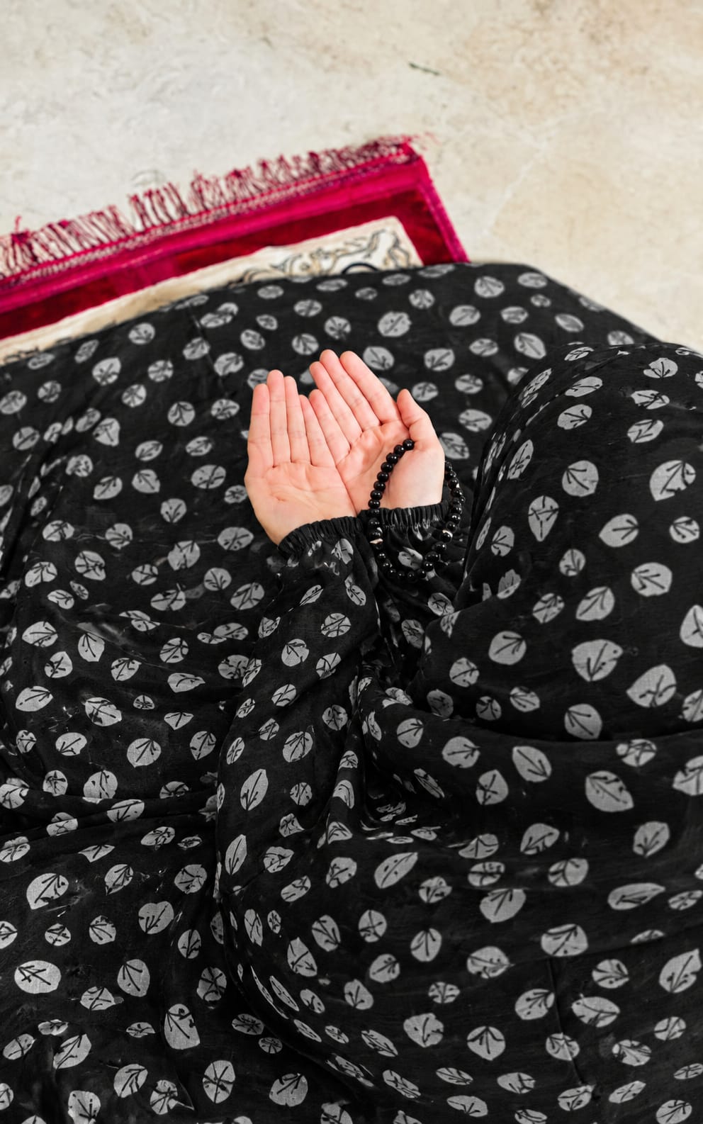 Namaz Chadar - Black Print Shade