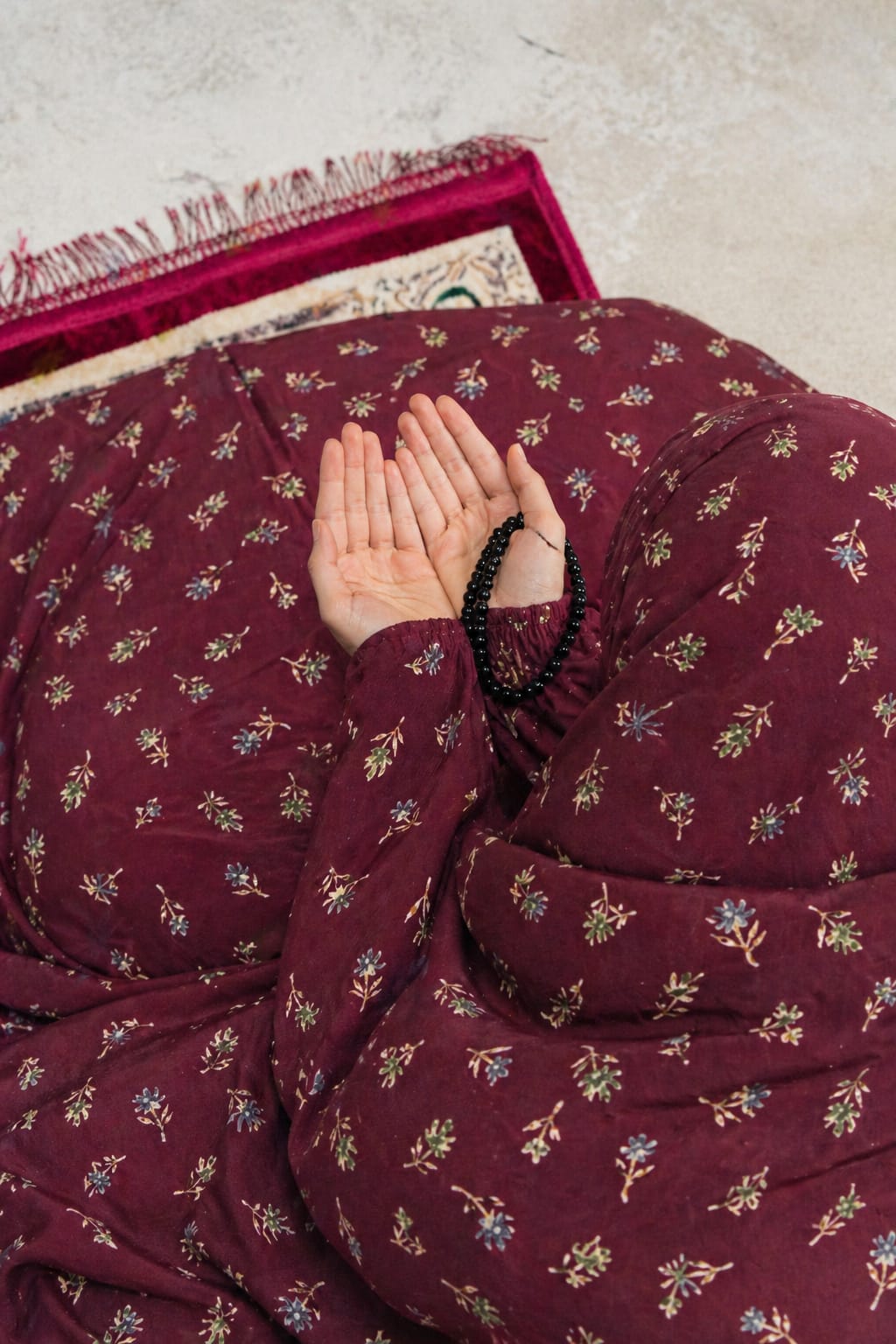 Namaz Chadar - Full-Coverage Prayer Shawl - Maroon