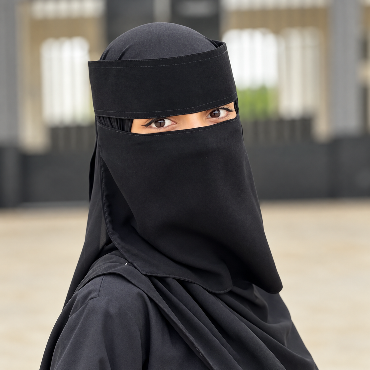 Black Saudi Niqab - WOMEO